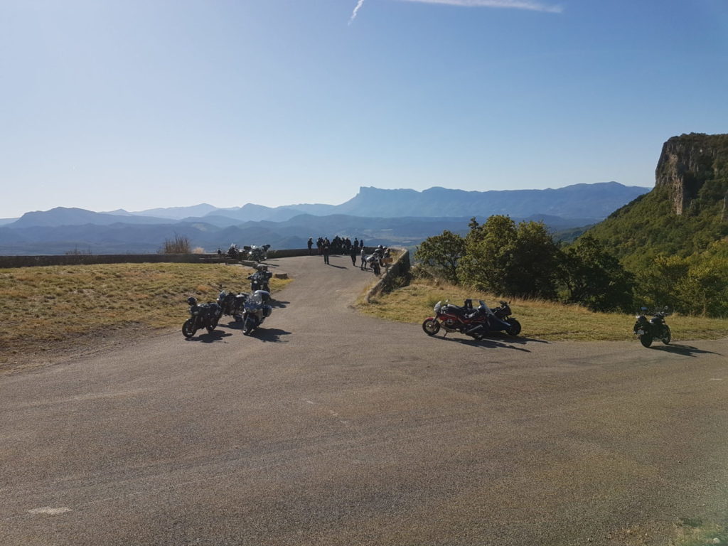 Rassemblement des jeunes adhérents dans le Vercors 2 rallye touristique 2 scaled 1